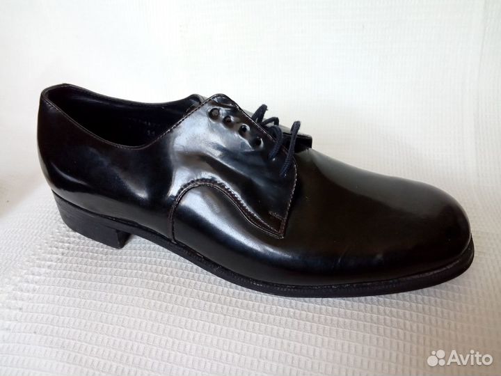 Туфли черные лакированные. СССР. Новые. 41 размер