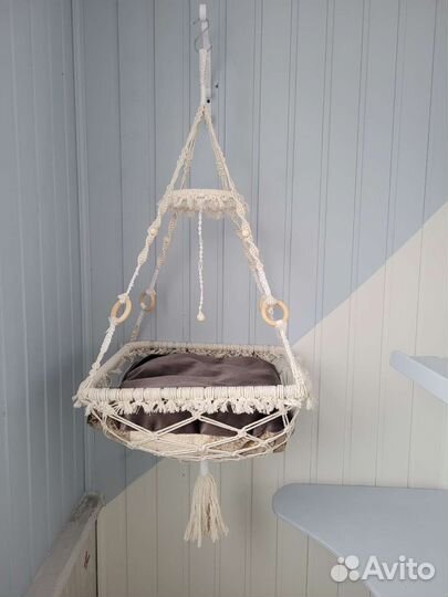 Лежанка для кошек