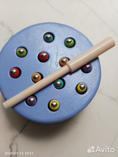 Магнитная рыбалка червячки