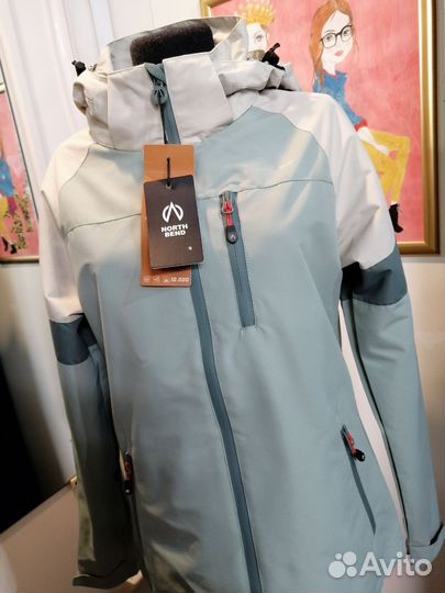 Куртка демисезонная женская 42 44 новая