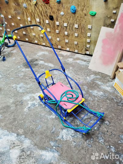 Детские санки с колесами
