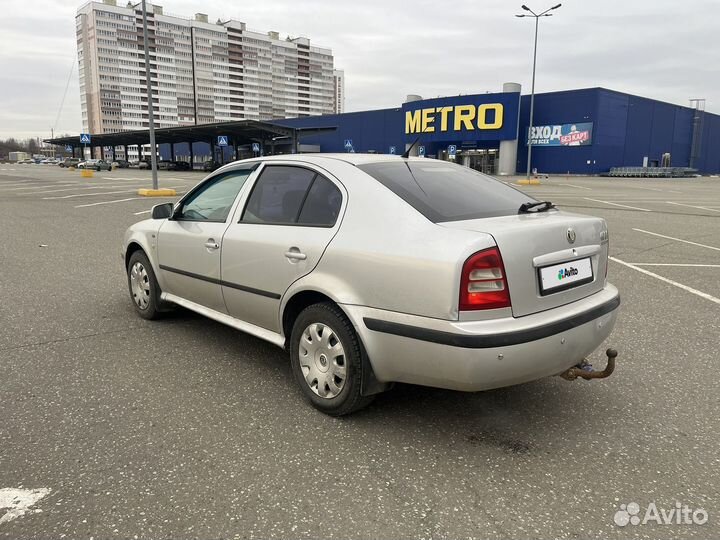 Skoda Octavia 1.6 МТ, 2002, 222 000 км