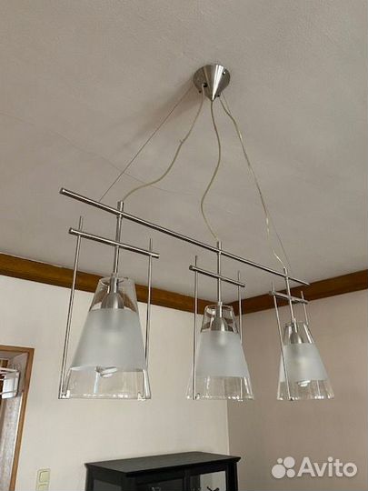 Продам итальянскую люстру