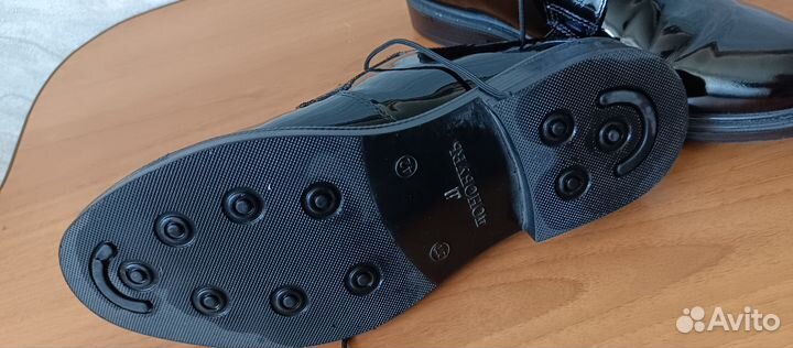 Туфли военные лабутены