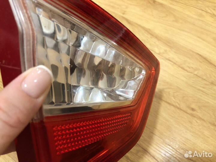 Фонарь задний внутренний левый Changan CS35