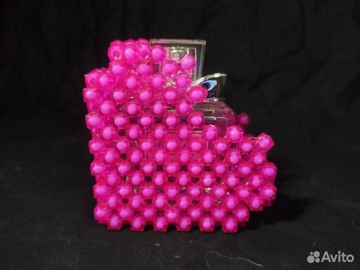 Подставка из бусин в виде сердечка