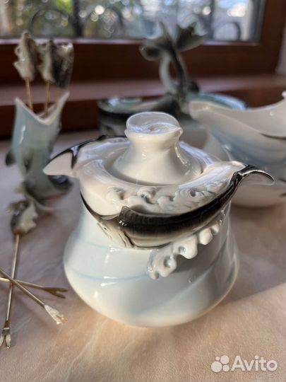 Фарфоровый сервиз