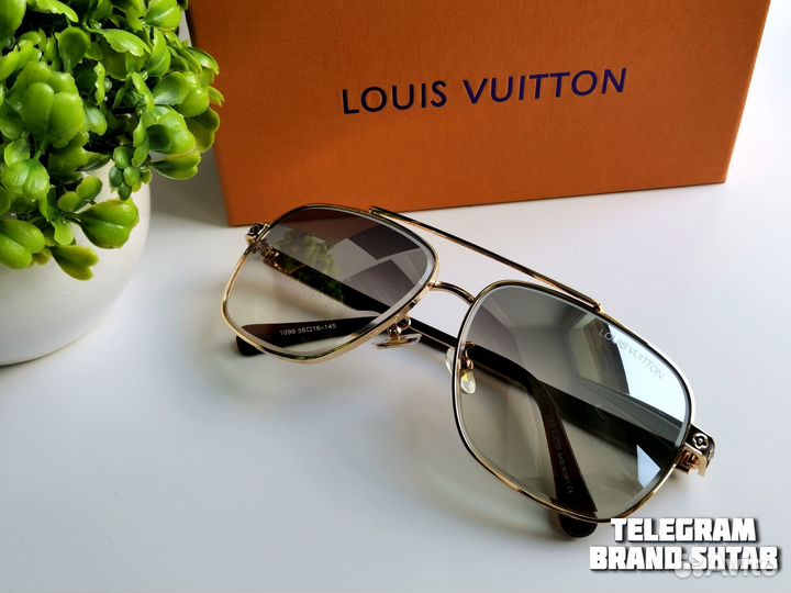 Очки солнцезащитные Louis Vuitton