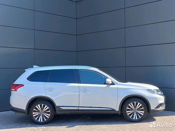 Mitsubishi Outlander 2.0 CVT, 2019, 80 000 км