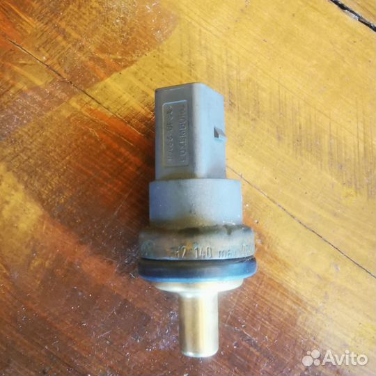 Датчик температуры Volkswagen/ Audi/ VAG