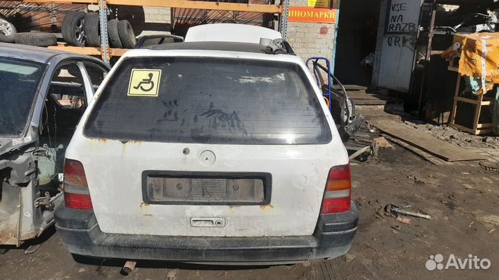 Автомобиль на запчасти Volkswagen Golf lll