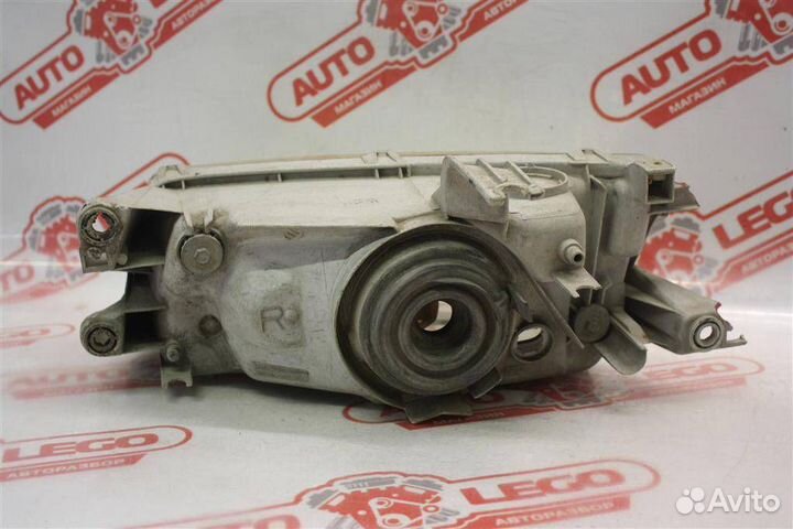 Фара правая Mazda Familia BH (1994 - 1998)