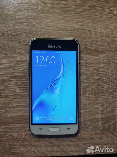 Samsung Galaxy J1 (2016) SM-J120F/DS, 8 ГБ