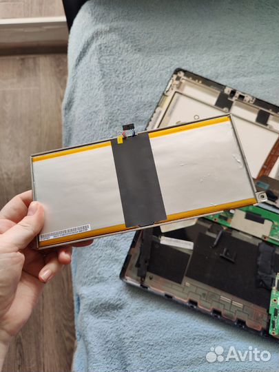 Планшет Asus k005 (me302kl)