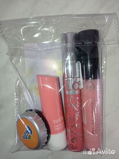 Набор косметики Mixx для губ