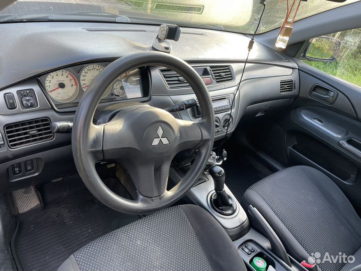 Mitsubishi Lancer 1.6 МТ, 2006, 156 148 км