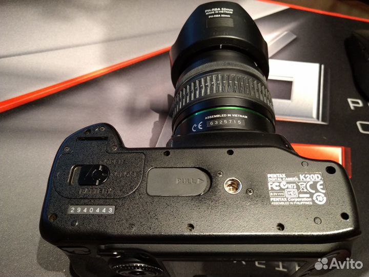 Зеркальный фотоаппарат Pentax K20D Kit