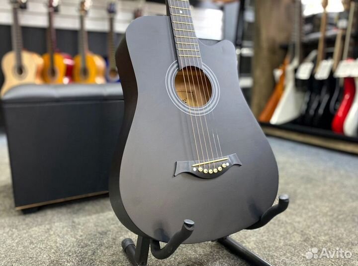 Акустическая гитара