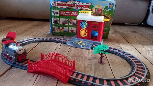 Развивающие игрушки + железная дорога