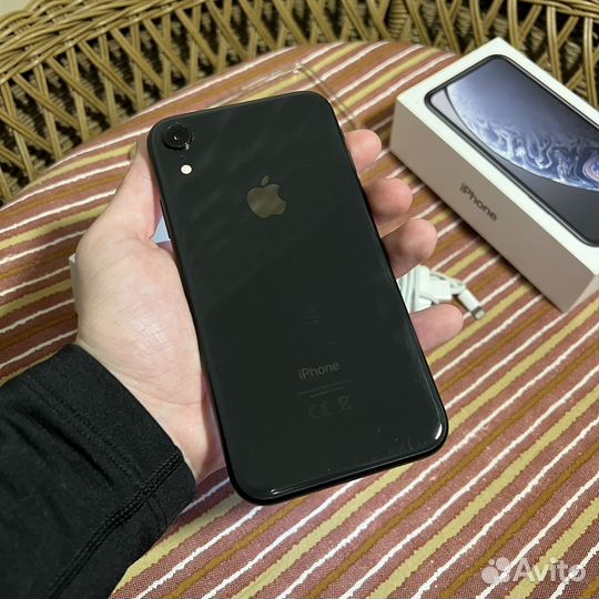 iPhone Xr, 64 ГБ