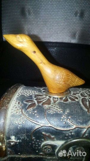 Деревянные фигурки. Гусь лапчатый нэцкэ