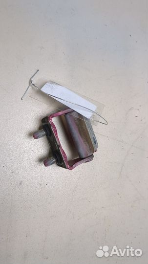 Петля крышки багажника левая Mitsubishi Outlander