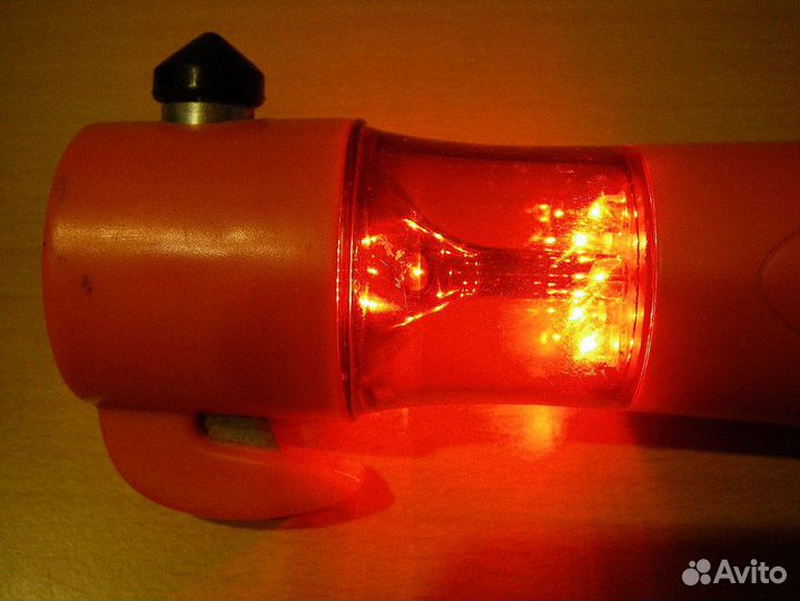 Фонарь светодиодный Тактический