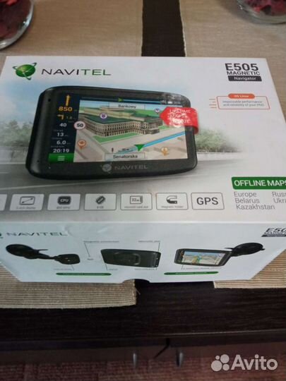 Навигатор navitel E505 magnetic