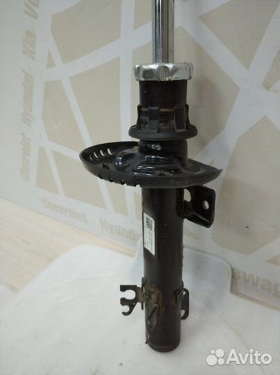 Амортизатор подвески передний Skoda Rapid 1 NH3