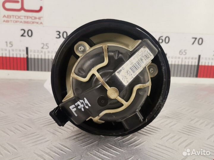 Моторчик печки для Peugeot-Citroen 308 6441Z7