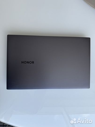 Honor magicbook pro 16