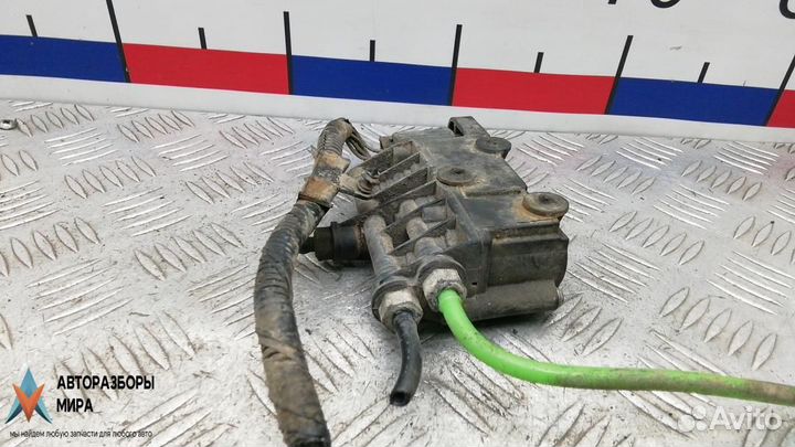 Клапан компрессора пневмоподвески Land Rover