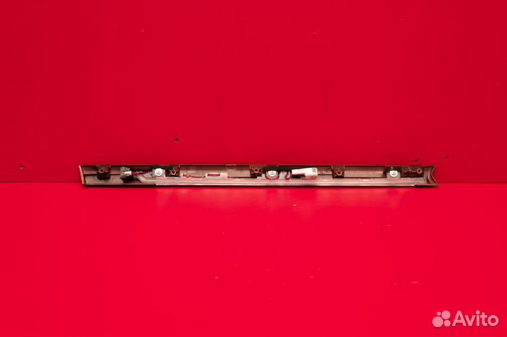 Накладка двери задняя правая Toyota Land Cruiser