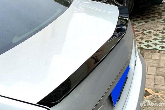 Спойлер багажника Mercedes E W212 черный перламутр