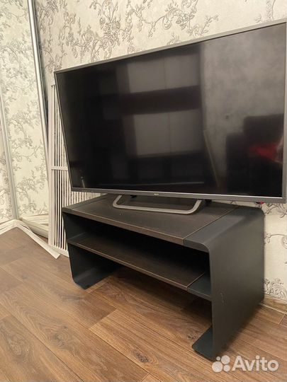 Тумба под телевизор