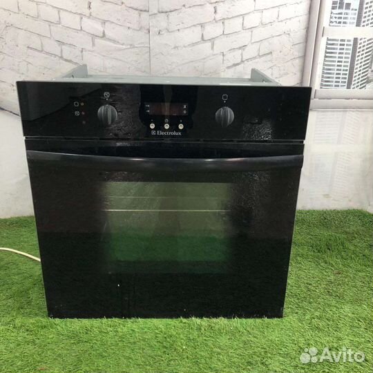 Встраиваемая Духовой шкаф чёрный