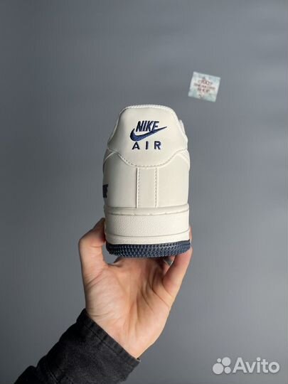 Кроссовки Nike Air Force 1'07 LV8