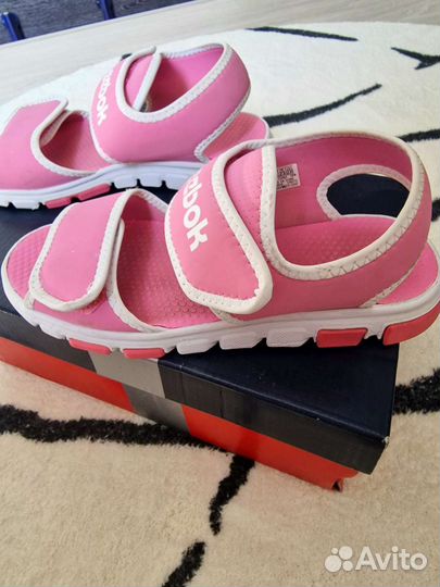 Сандалии reebok 35 размер