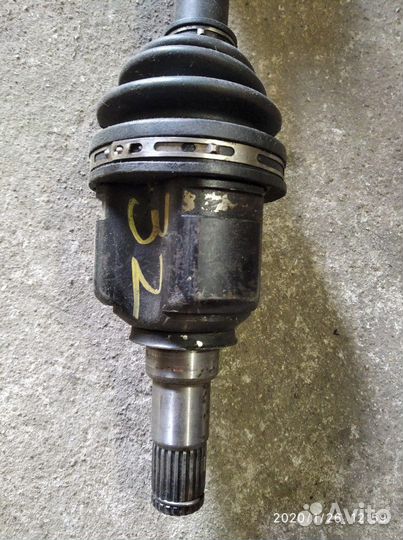 Привод Toyota Yaris