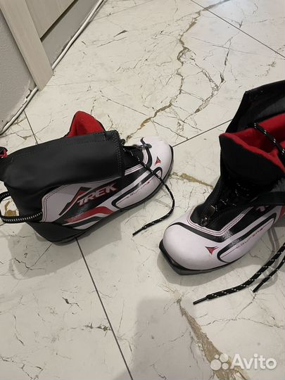 Беговые лыжи