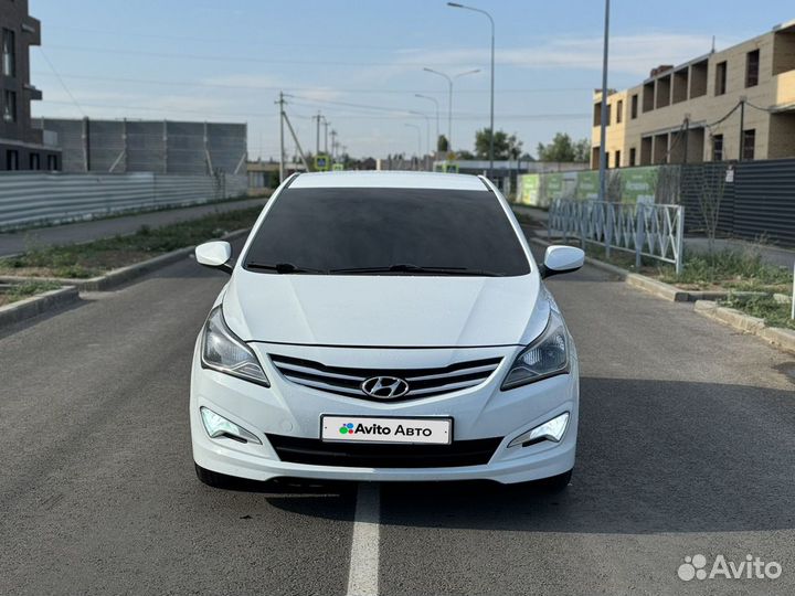 Hyundai Solaris 1.6 AT, 2015, 190 000 км