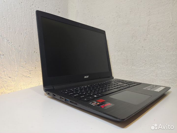 Игровой ноутбук Acer: Ryzen 5, AMD 535 2GB,SSD+HDD