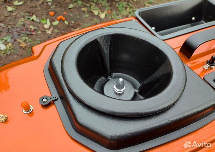 Прикормочный карповый кораблик Ранферри Speed V4