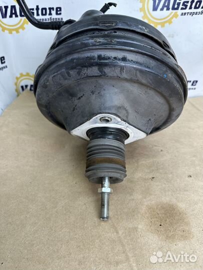 Вакуумный усилитель тормозов Audi A4 B7