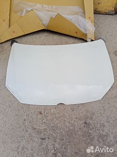 Volkswagen polo капот