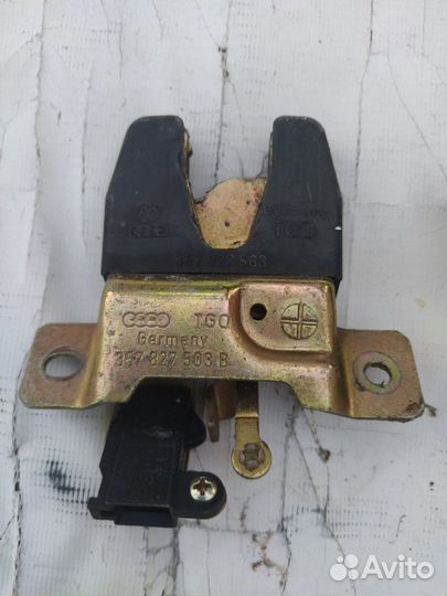 Замок крышки багажника Volkswagen Passat b3