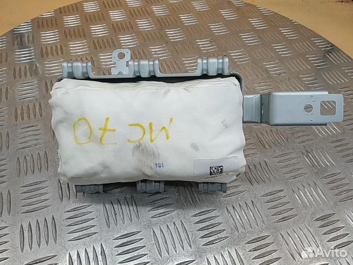 Подушка безопасности пассажирская (в торпедо) Mazd