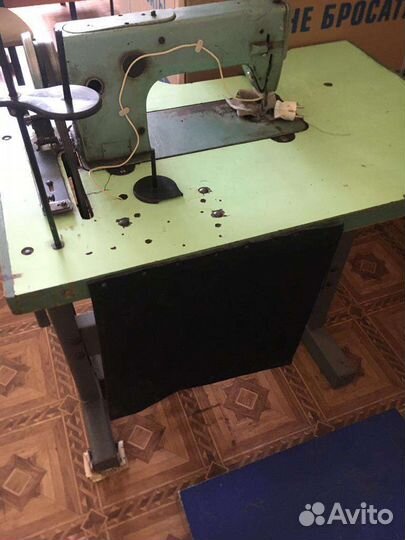 Швейная машинка промышленная