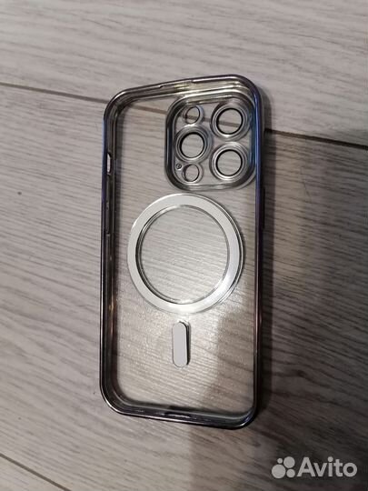 Бампер на iPhone 14 pro