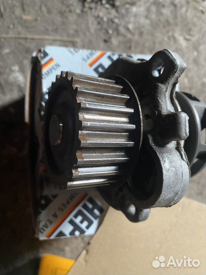 Грм, помпа и два рычага подвески пассат б5+